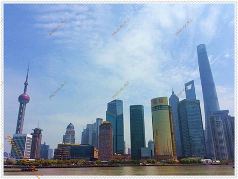 上海陆家嘴倒影高清图片下载-正版图片501284191-摄图网