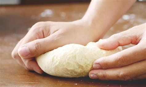 面包师公揉面团的手素材-高清图片-摄影照片-寻图免费打包下载