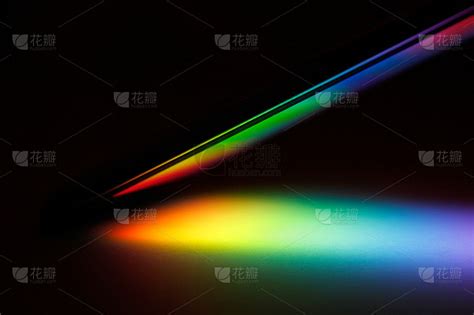 彩虹光壁纸图片
