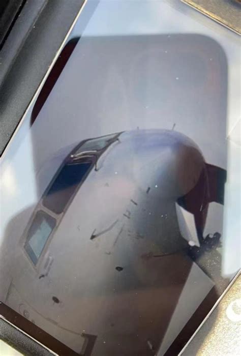 美联航一架飞机驾驶舱玻璃破裂，紧急备降成田机场 - 民用航空网