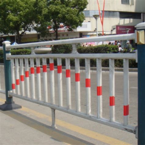 金路护栏 厂家直销内蒙古通辽市道路护栏市政交通护栏 免费设计定制|价格|厂家|多少钱-全球塑胶网