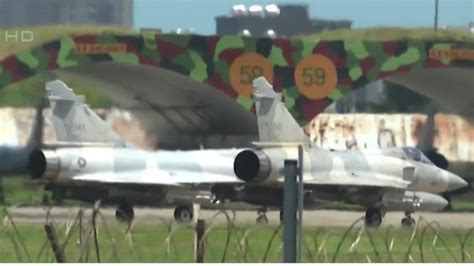 台媒紧盯：一天103架次解放军军机在台海周边活动，“为历史新高”|解放军|台海|台媒_新浪新闻