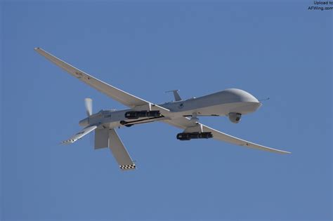 中国无人机收获多国点赞，此国不顾美国威慑，执意购买150架__凤凰网