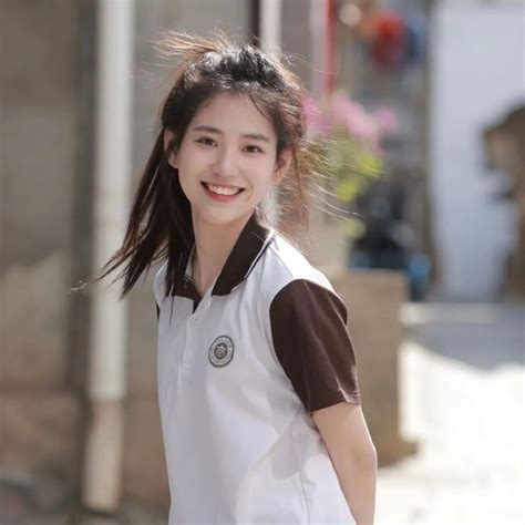甜甜美女生活照片头像