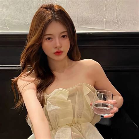 甜美女生头像单人情头图片