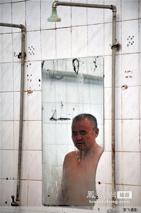 男澡堂图片