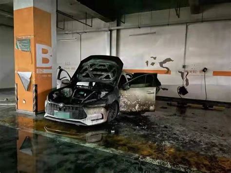 一比亚迪车在北京地下车库起火，公司回应：未爆炸，没有人员伤亡_手机新浪网