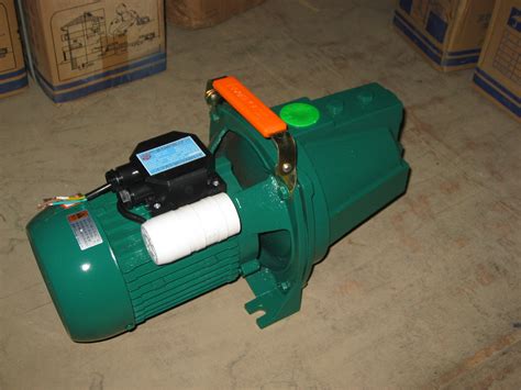 凌霄JET100自吸清水泵150水泵 高扬程家用增压射流式井水抽水机-阿里巴巴