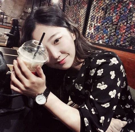 长发非主流头像女生