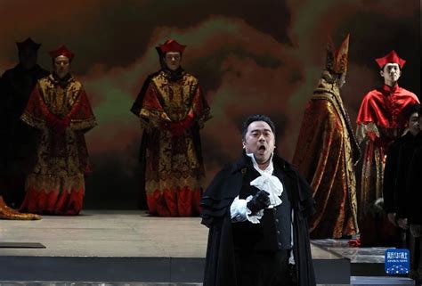 三大剧院联合制作 新版歌剧《托斯卡》登陆上海大剧院_时图_图片频道_云南网