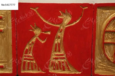 中华世纪坛艺术展品木板雕刻古代人物高清图片下载_红动中国