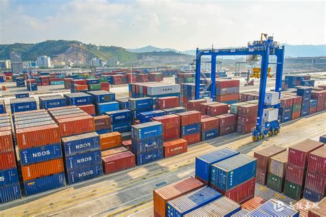 2017年国内外港口行业发展现状_观研报告网