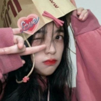 女生温柔高质大佬头像