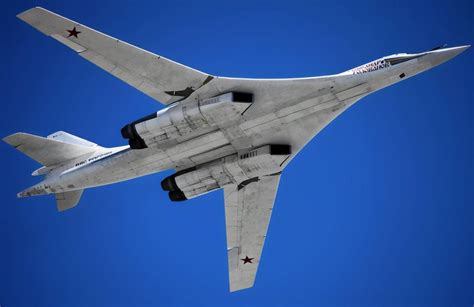苏联最优美的白天鹅，现役最大的战略轰炸机图-160-搜狐大视野-搜狐新闻