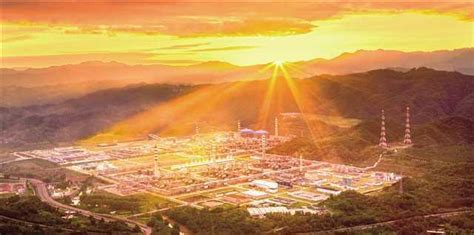 《重庆日报》聚焦达州“百亿级”制造业彰显活力 - 达州日报网