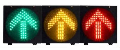 基于三菱PLC-FX3U的十字路口红绿灯控制，详析让你理解更透彻-有驾