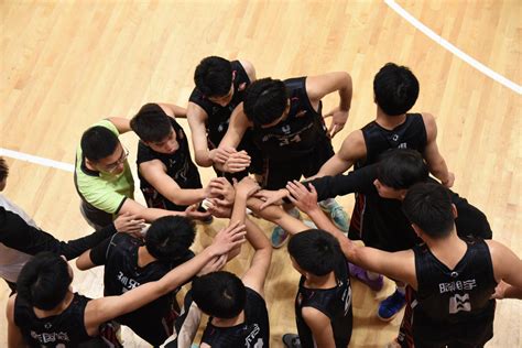 我校篮球队荣获江苏省大学生校园篮球联赛（高职高专组）三等奖