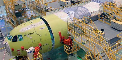 国产C919大飞机配件在这里生产，小企业成亚太最大飞机附件维修厂之一 - 封面新闻