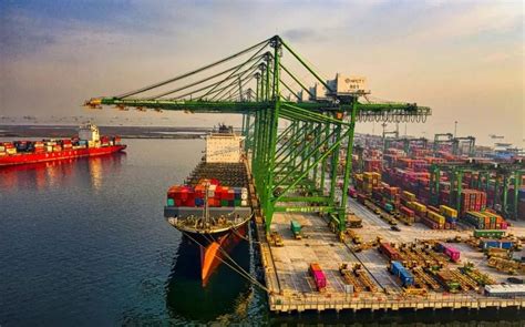 中国远洋海运 企业经营信息 中远海运多措并举保产业链畅通，助力企业复工复产