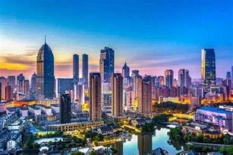 2018城市综合实力排名_世界公认十大最繁华的国际大都市2018 - 随意云