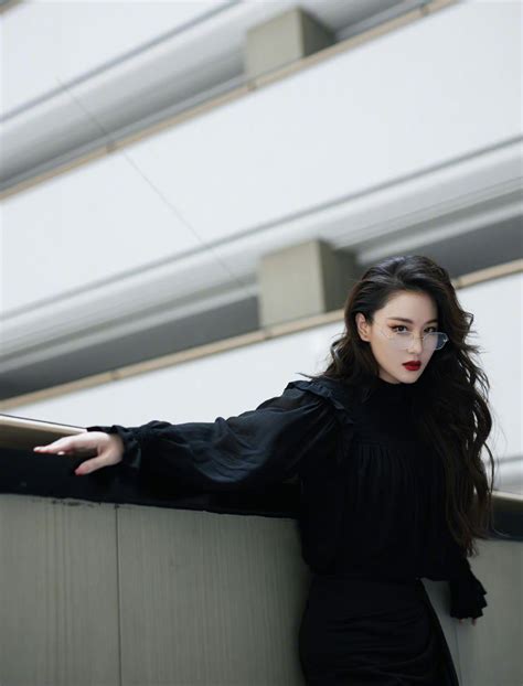 张馨心图片
