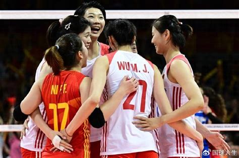 恭喜中国女排！朱婷赛季首秀，12分率队赢球，或能拯救蔡斌