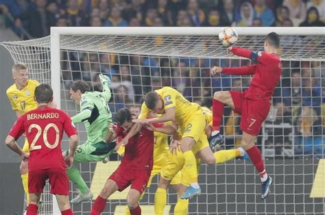 10球，乌克兰单届欧洲杯丢球数仅次于2000年的南斯拉夫_PP视频体育频道