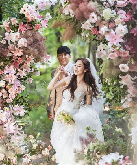 韩女星朴智妍结婚照公开 二人幸福甜蜜宛如童话-搜狐大视野-搜狐新闻