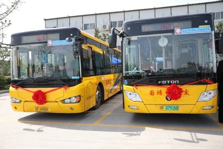 庆阳公安交警开展公交车、出租车交通违法整治（一）__凤凰网