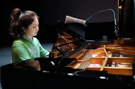 远离水泥森林，在俞湘君的钢琴音乐会看鸟飞听鸟鸣|音乐会_新浪新闻