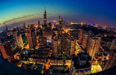 深圳最有名的园区, 属于国家级大学科技园, 有“中国硅谷之称”