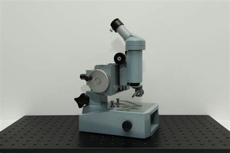 读数显微镜 - 快懂百科