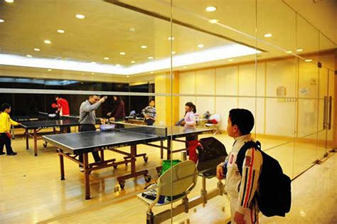 校乒乓球协会举行第四届“行知杯”教职工乒乓球单打比赛