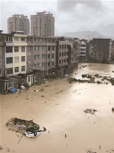 江西东乡:暴雨洪水致村庄成泽国|气象局|东乡|暴雨_新浪新闻