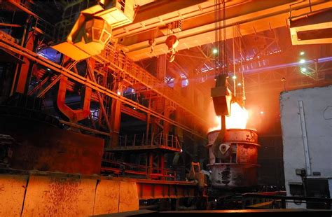 钢铁行业上半年供需失衡 逾八成钢企净利下滑_企业新闻网