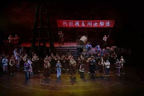 四川自贡带来大型民族歌剧《盐神》在北京上演，感人至深的盐都故事“有盐有味”