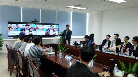 【计算机】计算机学院组织学生深入企业参观学习-重庆大学党委研究生工作部
