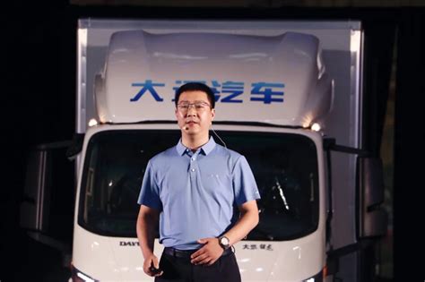 牛年行大运|河南万元大奖“锦鲤”李先生专访 第一商用车网 cvworld.cn