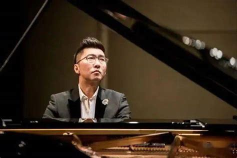 中国钢琴家十大排名,钢琴家排名,钢琴家_大山谷图库