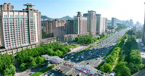 科普一下，中国最长的城市道路—-济南经十路，全程长达90公里