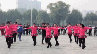 健身又悦心冬季广场舞-中国吉林网