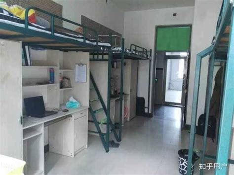 哈尔滨体育学院宿舍条件怎么样，有空调和独卫吗？含宿舍内景图片
