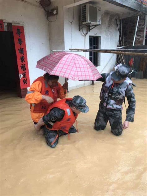 甘肃兰州部分县区发生暴雨洪涝灾害 现场一片狼藉_TOM旅游