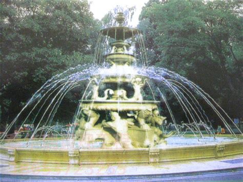 雕塑喷泉-无锡市卓越水景设备科技有限公司