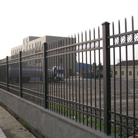铸铁围墙护栏 黑色球墨别墅铁艺防护栏杆小区隔离栅栏护栏-阿里巴巴