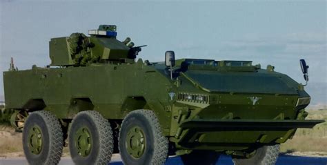 中国民企研制的最新款装甲车亮相欧洲防务展(图)_资讯_凤凰网