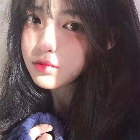 真人女生图片