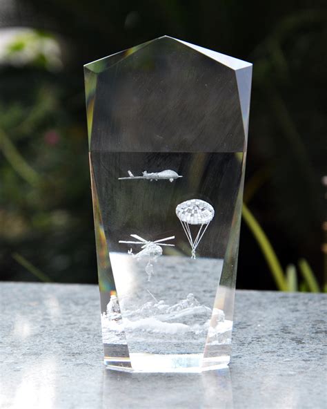 水晶方体激光3d内雕工艺品摆件 纪念品制作 水晶内雕-阿里巴巴