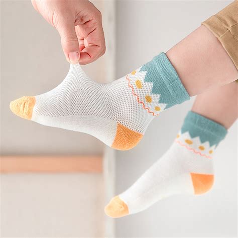 荐新品可爱卡通儿童袜子棉袜秋冬男宝宝袜婴儿防滑地板袜新生儿袜-阿里巴巴