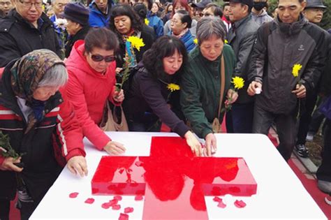扬州举行遗体捐献纪念活动153人实现遗体捐献_我苏网